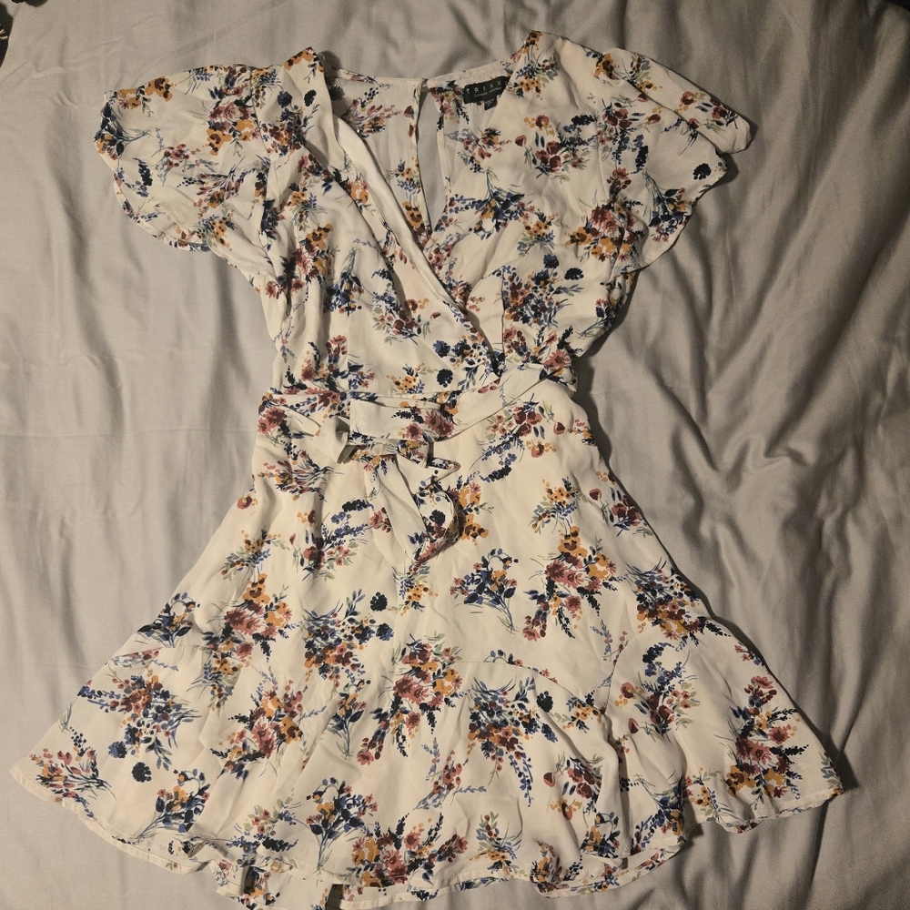 Trixxi Cream Floral Mini Party Formal Dress